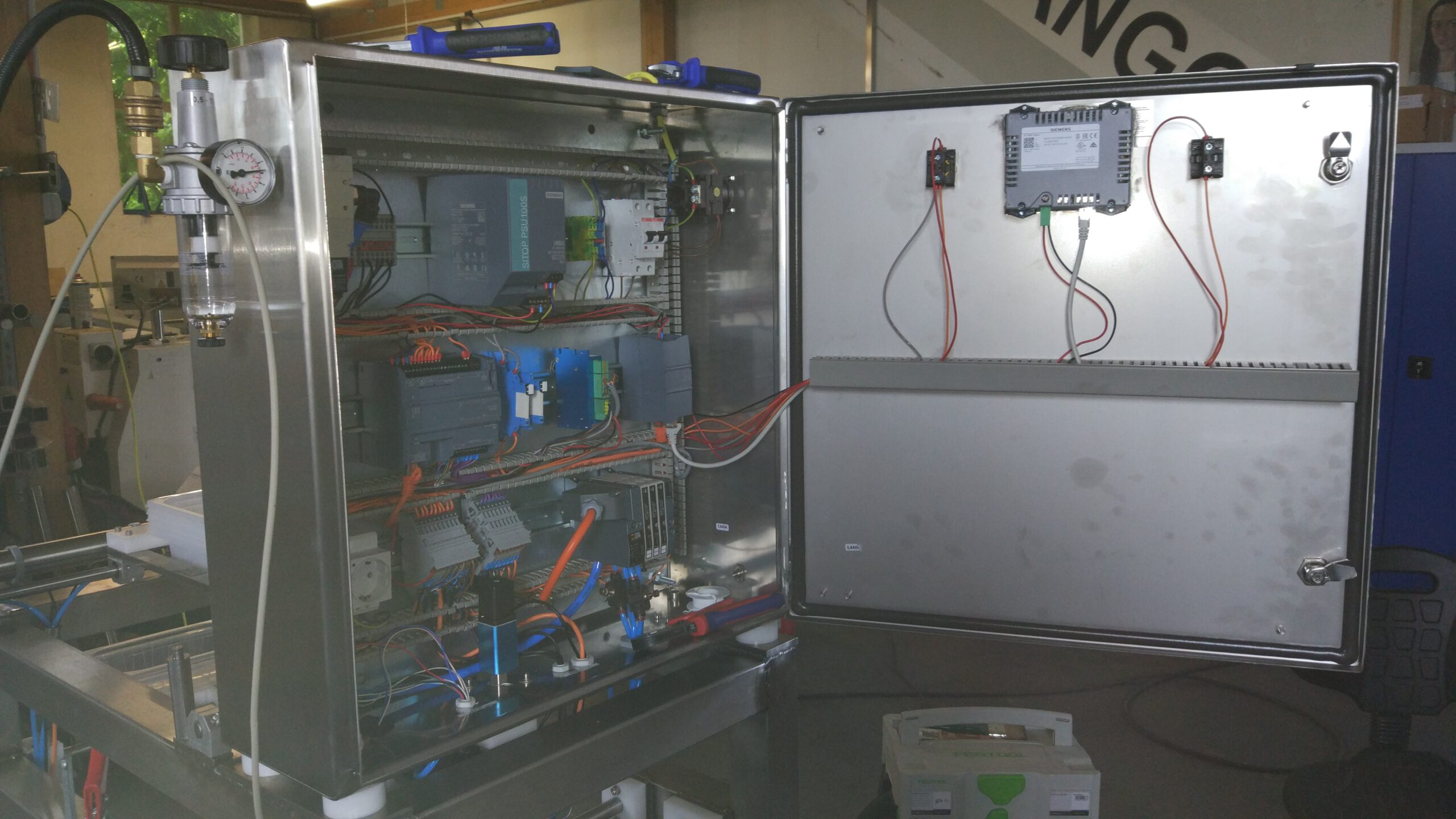 Maschinenmontage in der Werkstatt